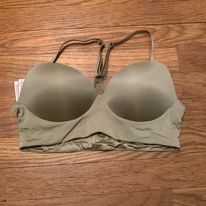 Victoria’s Secret green bra